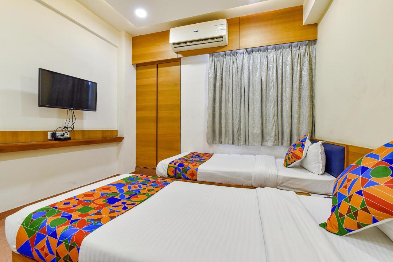 Fabhotel Prime Grand Unity, Changodar Ahmedabad Exteriör bild